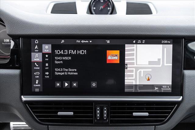 Used 2019 Porsche Cayenne S image 16