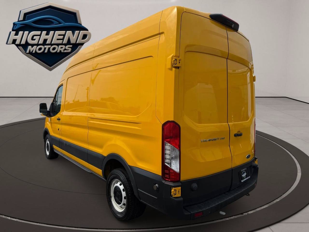 Used 2022 Ford Transit 250 148 High Roof w/ Load Area Protection Package RWD image 4