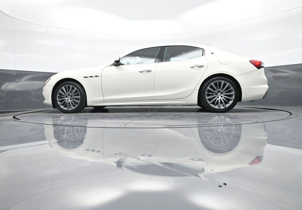 Used 2022 Maserati Ghibli Modena image 34