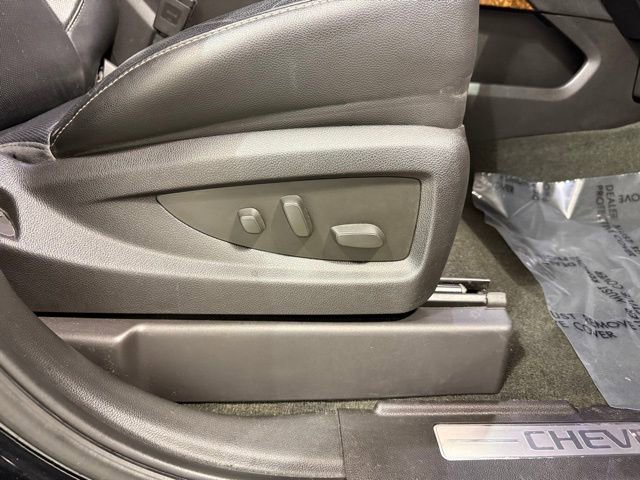 Used 2015 Chevrolet Suburban LTZ image 33