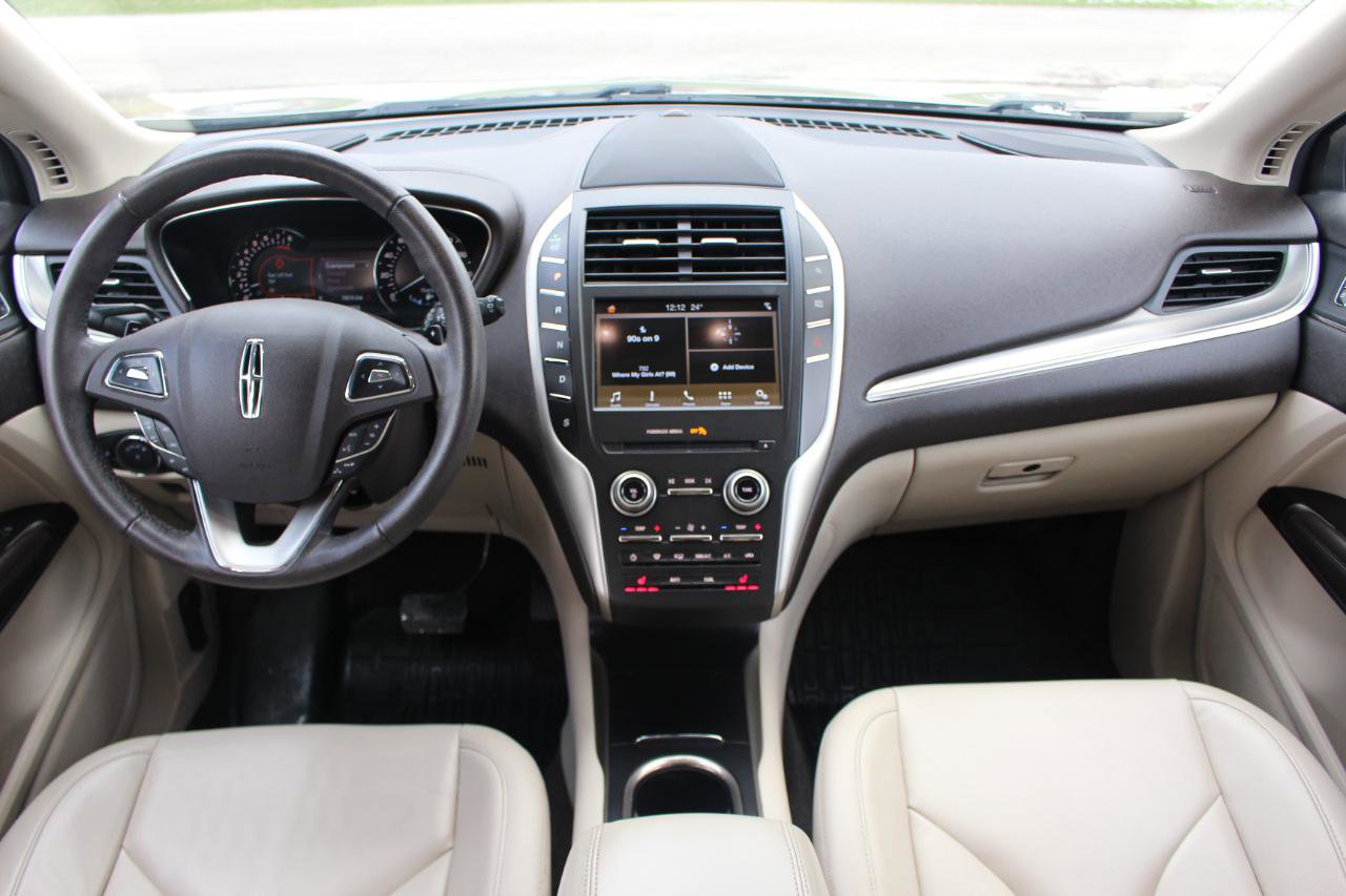 Used 2018 Lincoln MKC Premiere image 27