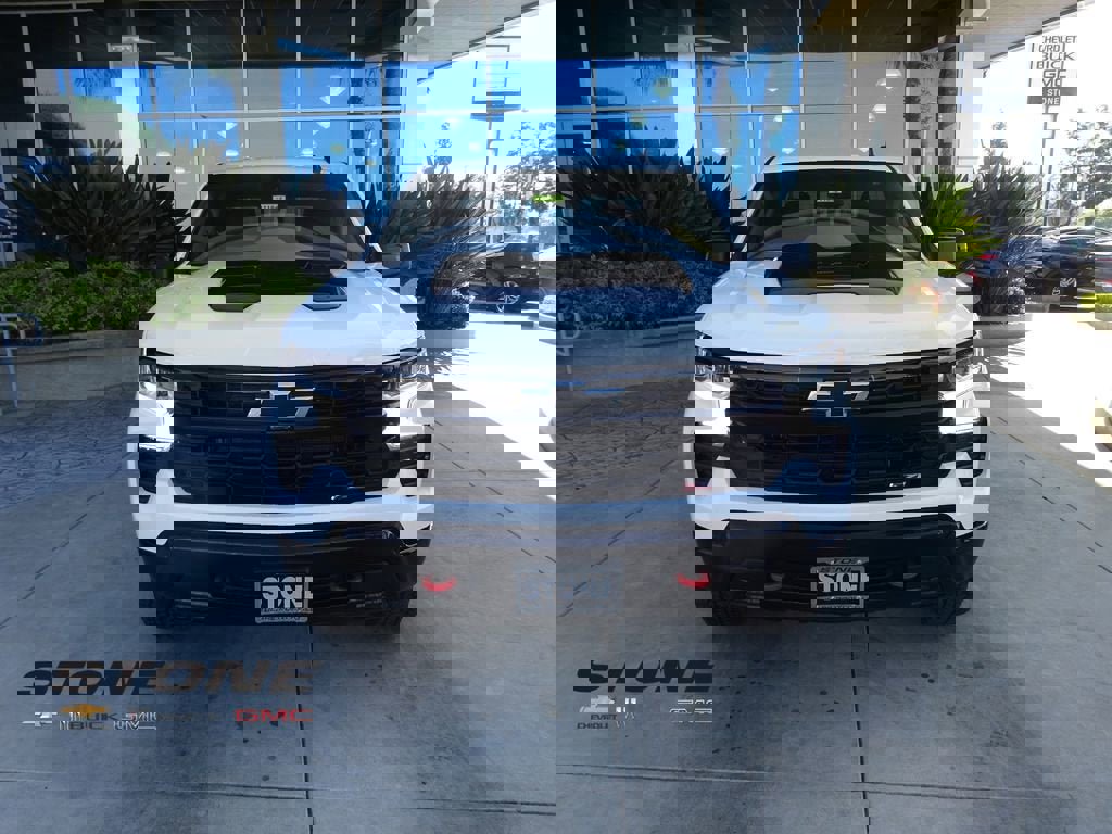 New 2026 Chevrolet Silverado 1500 LT Trail Boss w/ Convenience Package II image 2