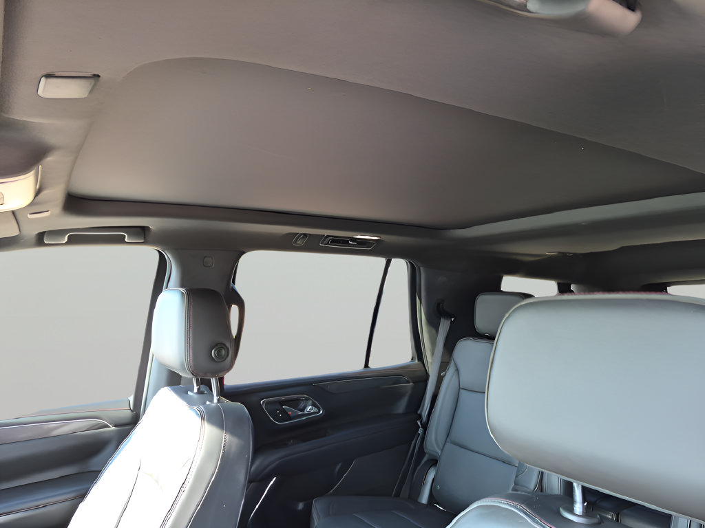 Used 2021 Chevrolet Tahoe RST w/ Luxury Package RWD image 31