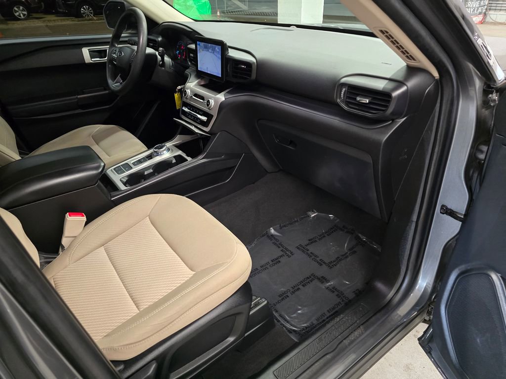Used 2023 Ford Explorer 2WD image 30