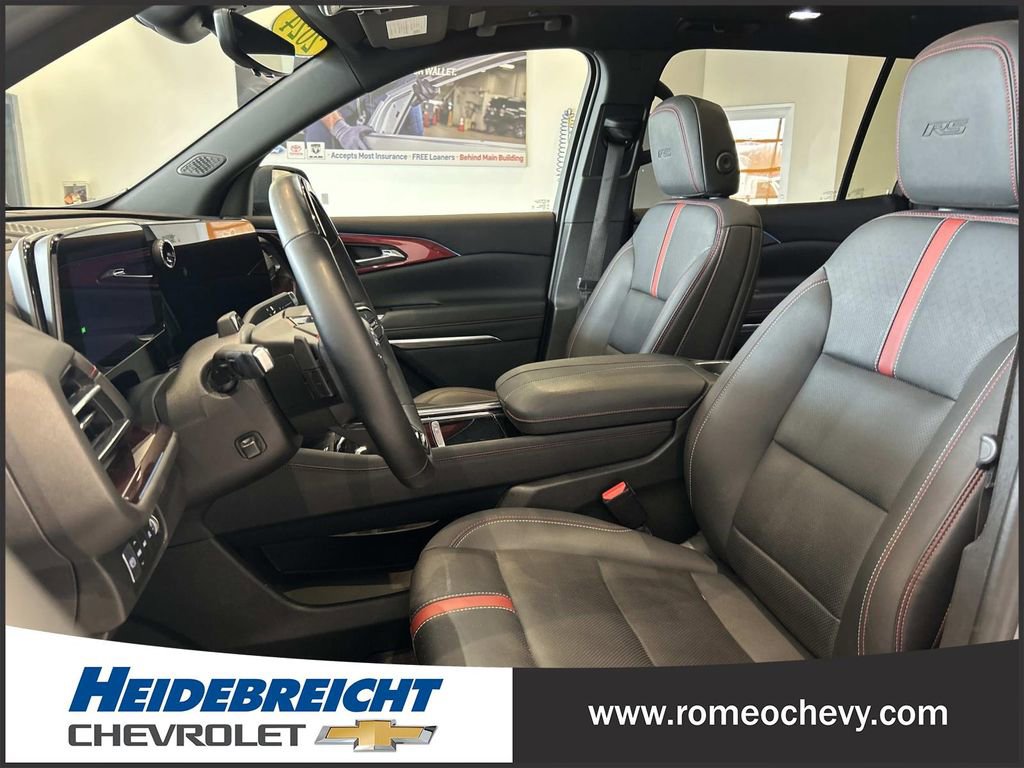 Used 2024 Chevrolet Traverse RS w/ LPO, Floor Liner Package image 13