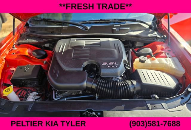 Used 2023 Dodge Challenger SXT w/ Blacktop Package image 17