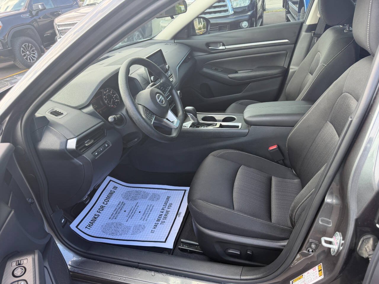 Used 2022 Nissan Altima 2.5 SV FWD image 10