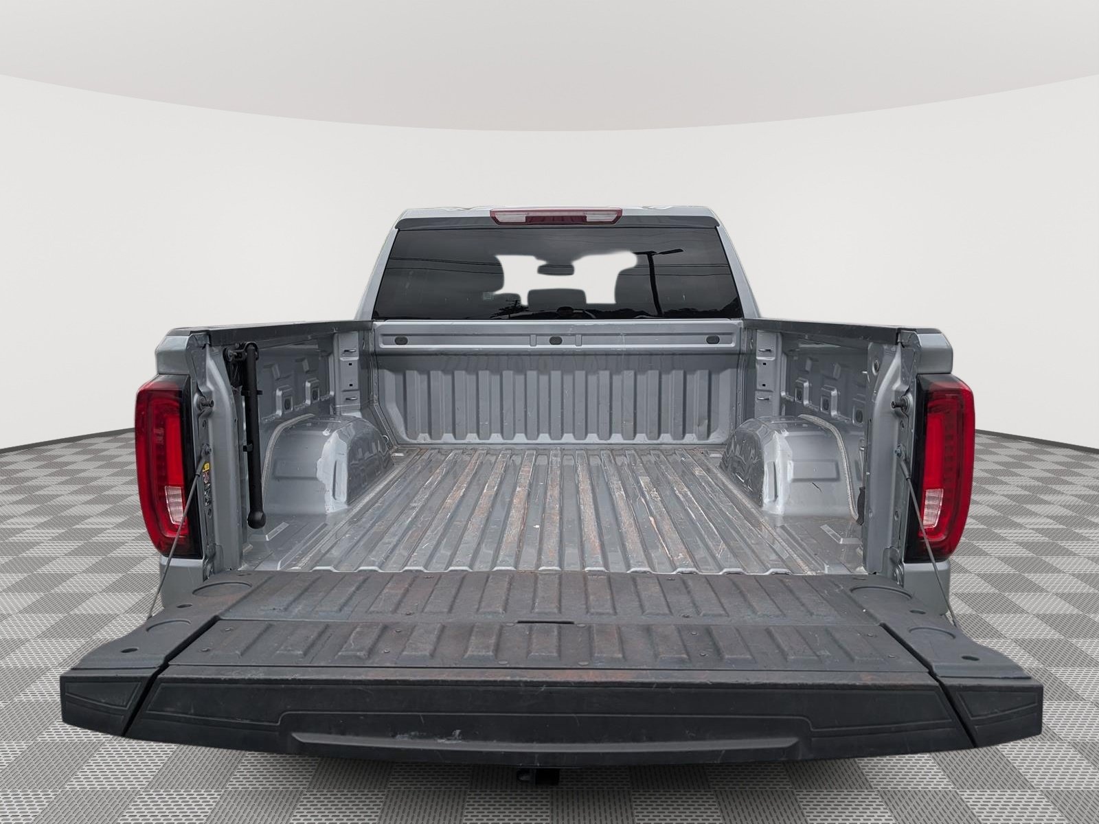 Used 2025 GMC Sierra 1500 SLT RWD image 13