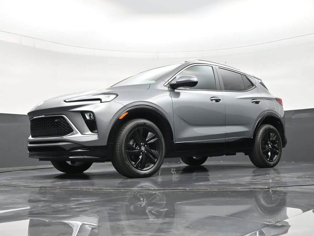Used 2024 Buick Encore GX Sport Touring FWD image 20