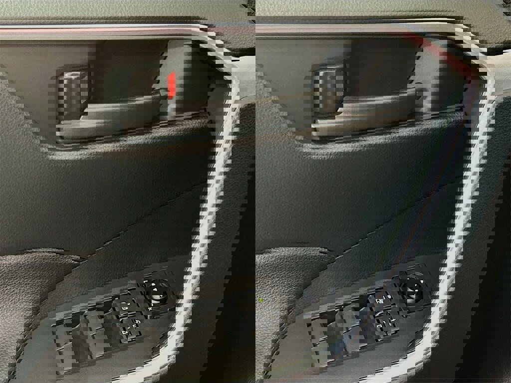 New 2025 Toyota RAV4 LE image 17