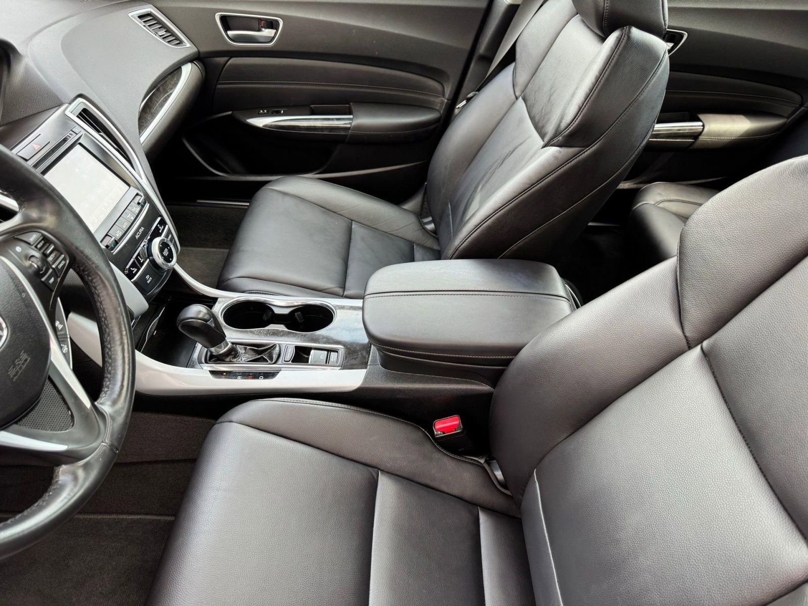 Used 2020 Acura TLX image 18