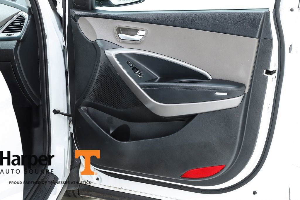 Used 2016 Hyundai Santa Fe Sport FWD image 31