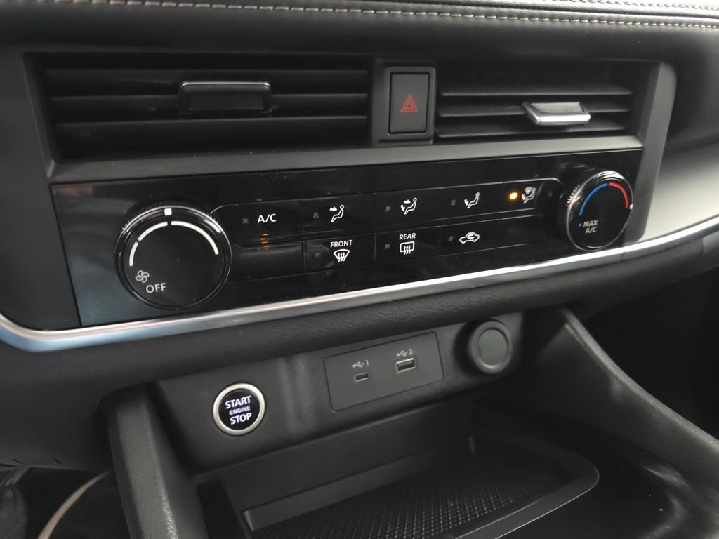 Used 2023 Nissan Rogue S AWD/4WD image 20