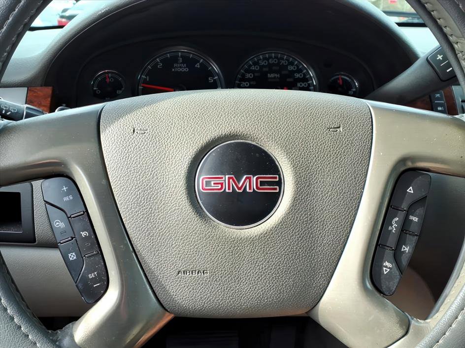 Used 2012 GMC Yukon SLT w/ SLT-2 Equipment Package image 22