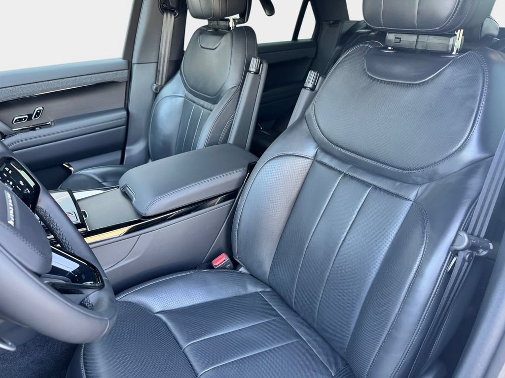 New 2026 Land Rover Range Rover Sport Dynamic SE AWD/4WD image 14