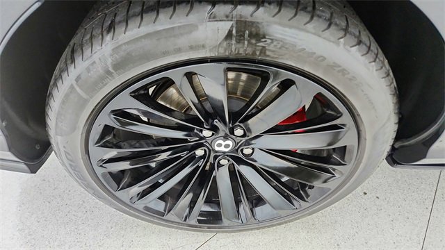 Used 2022 Bentley Bentayga Speed image 54