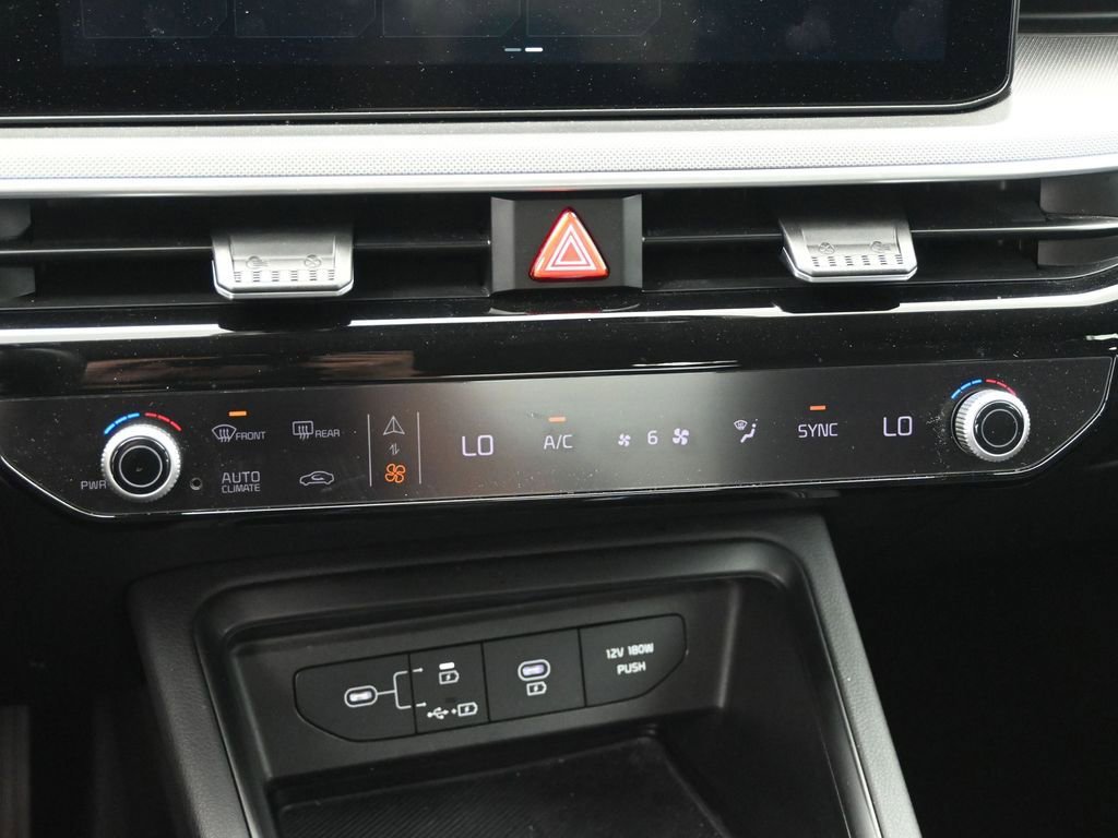 Used 2025 Kia K5 LXS FWD image 19