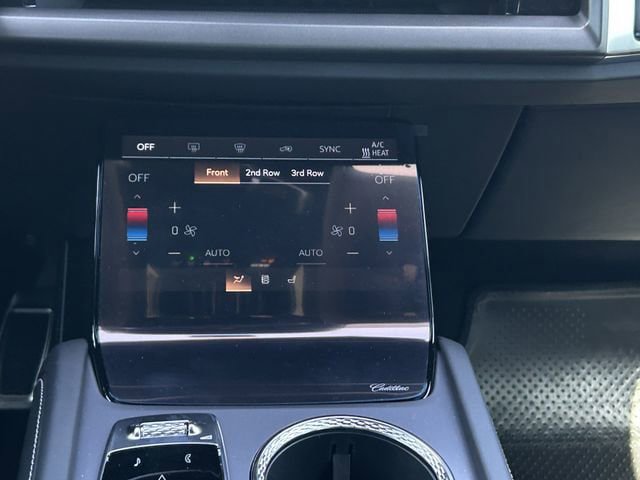 New 2026 Cadillac Vistiq Premium Luxury AWD/4WD image 18