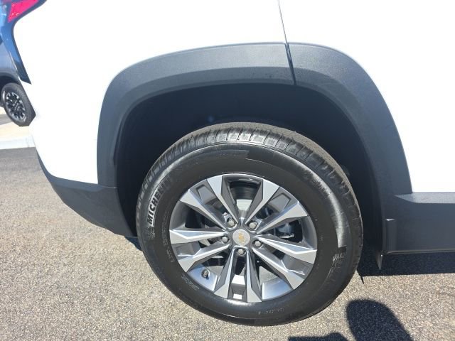New 2026 Chevrolet Equinox LT image 10