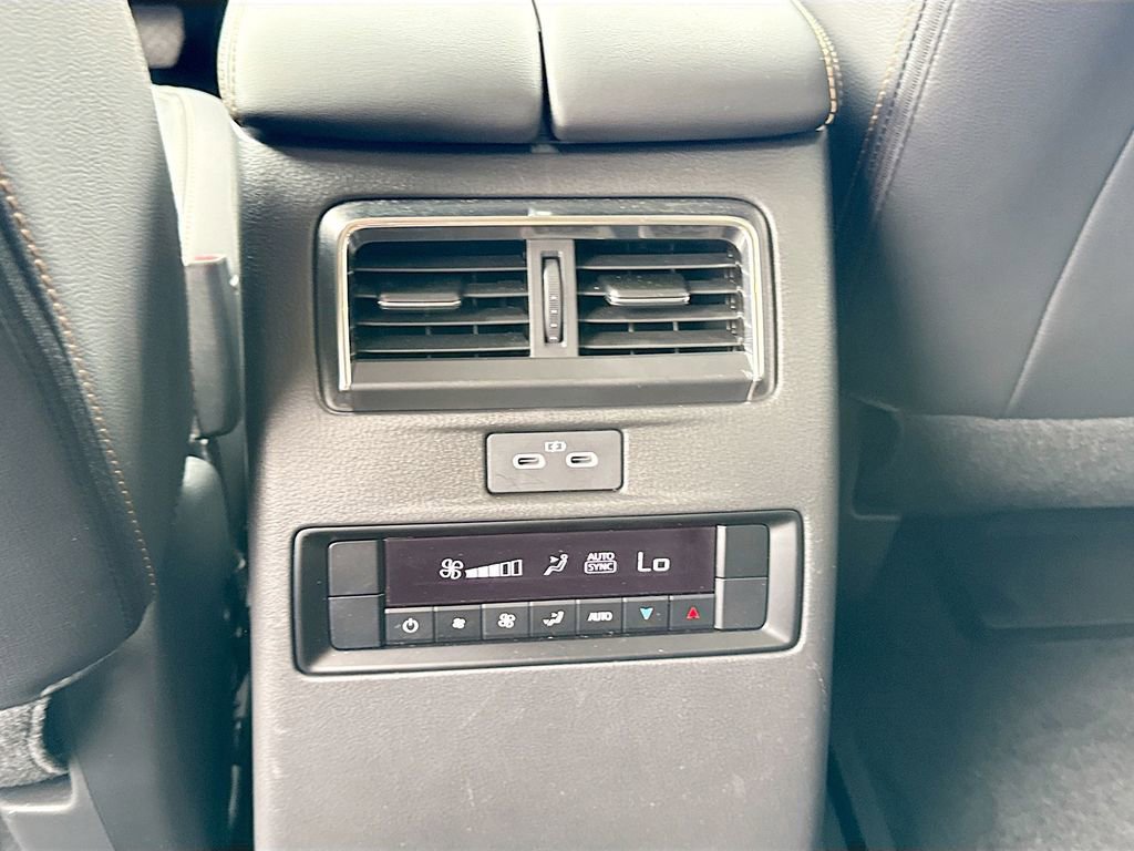 Certified 2025 MAZDA CX-70 Plug-In Hybrid w/ Premium Pkg image 30