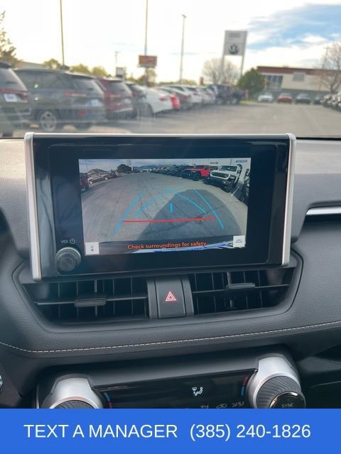 Used 2025 Toyota RAV4 XLE image 25