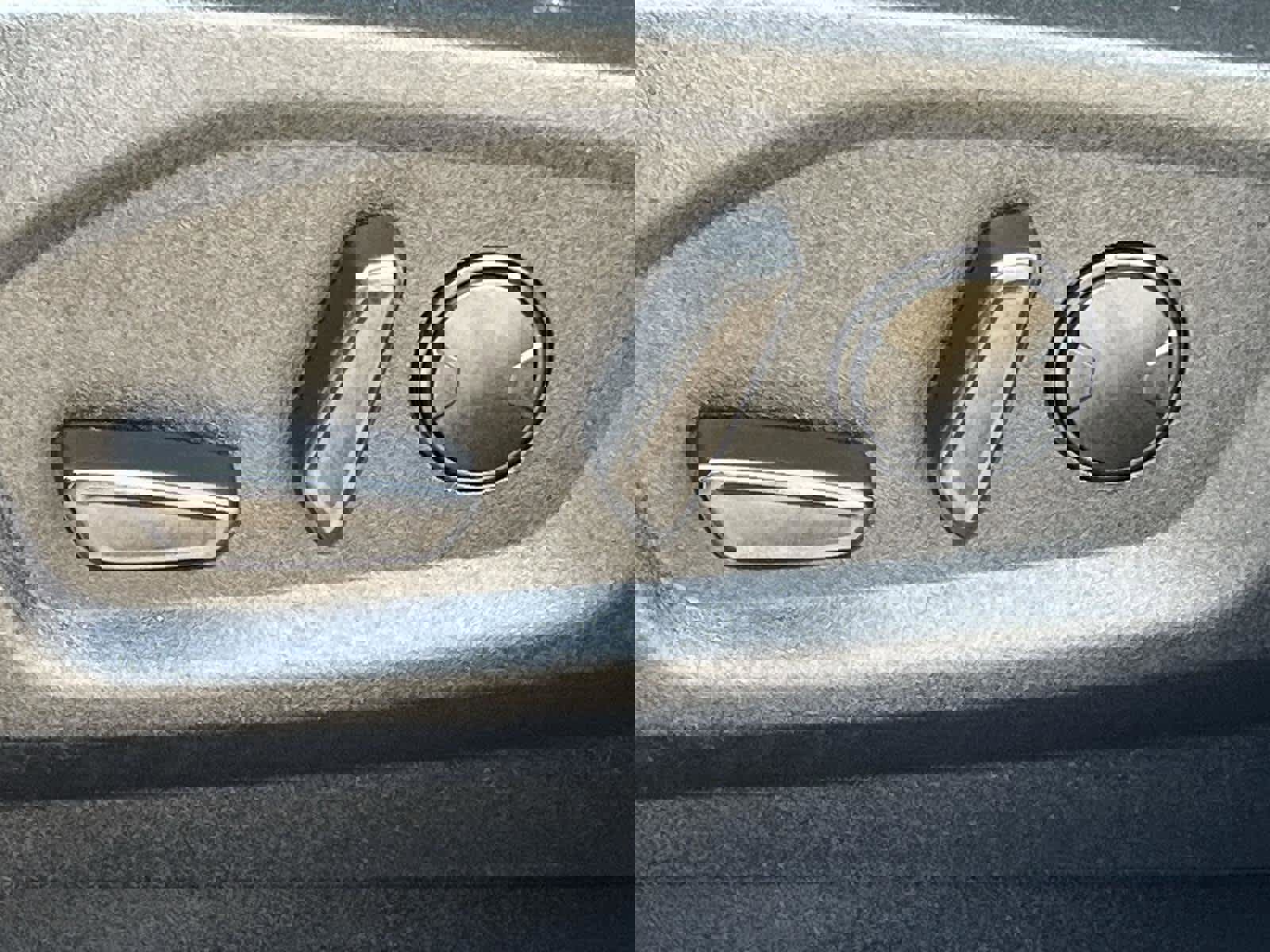 Used 2023 Ford Edge SEL image 13