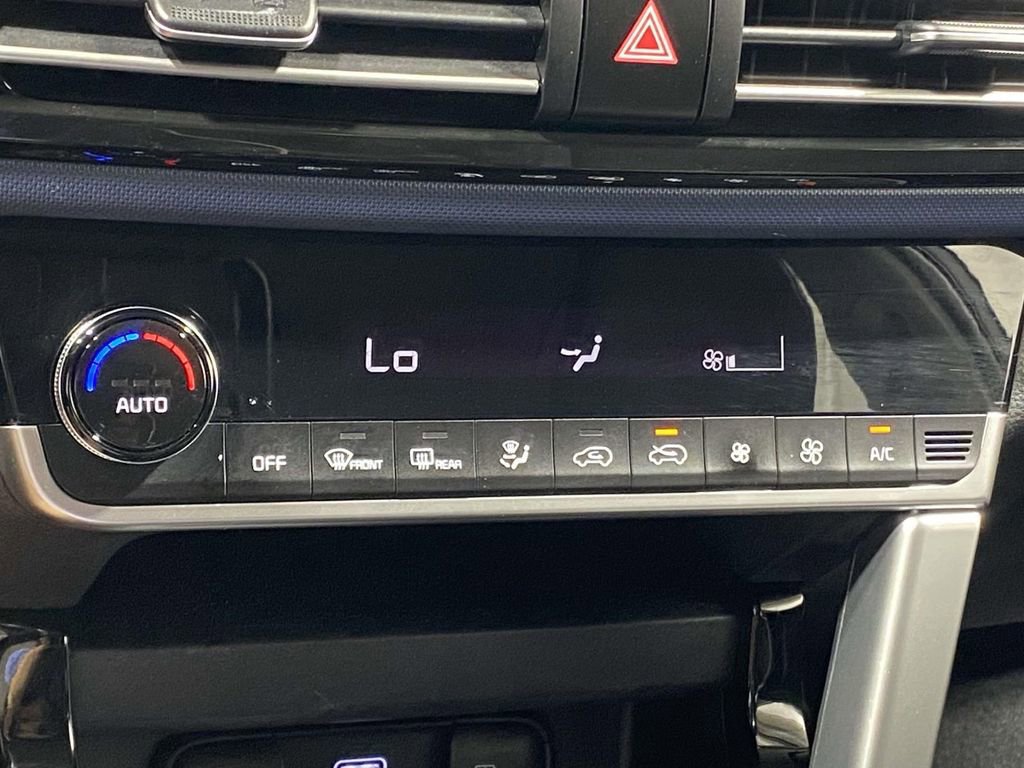 Used 2022 Kia Seltos Nightfall Edition image 30