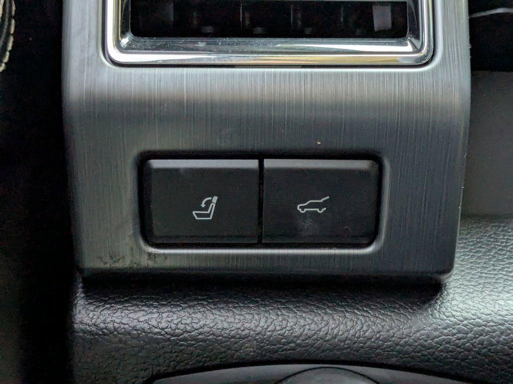 Used 2020 Ford Expedition Max Platinum AWD/4WD image 44