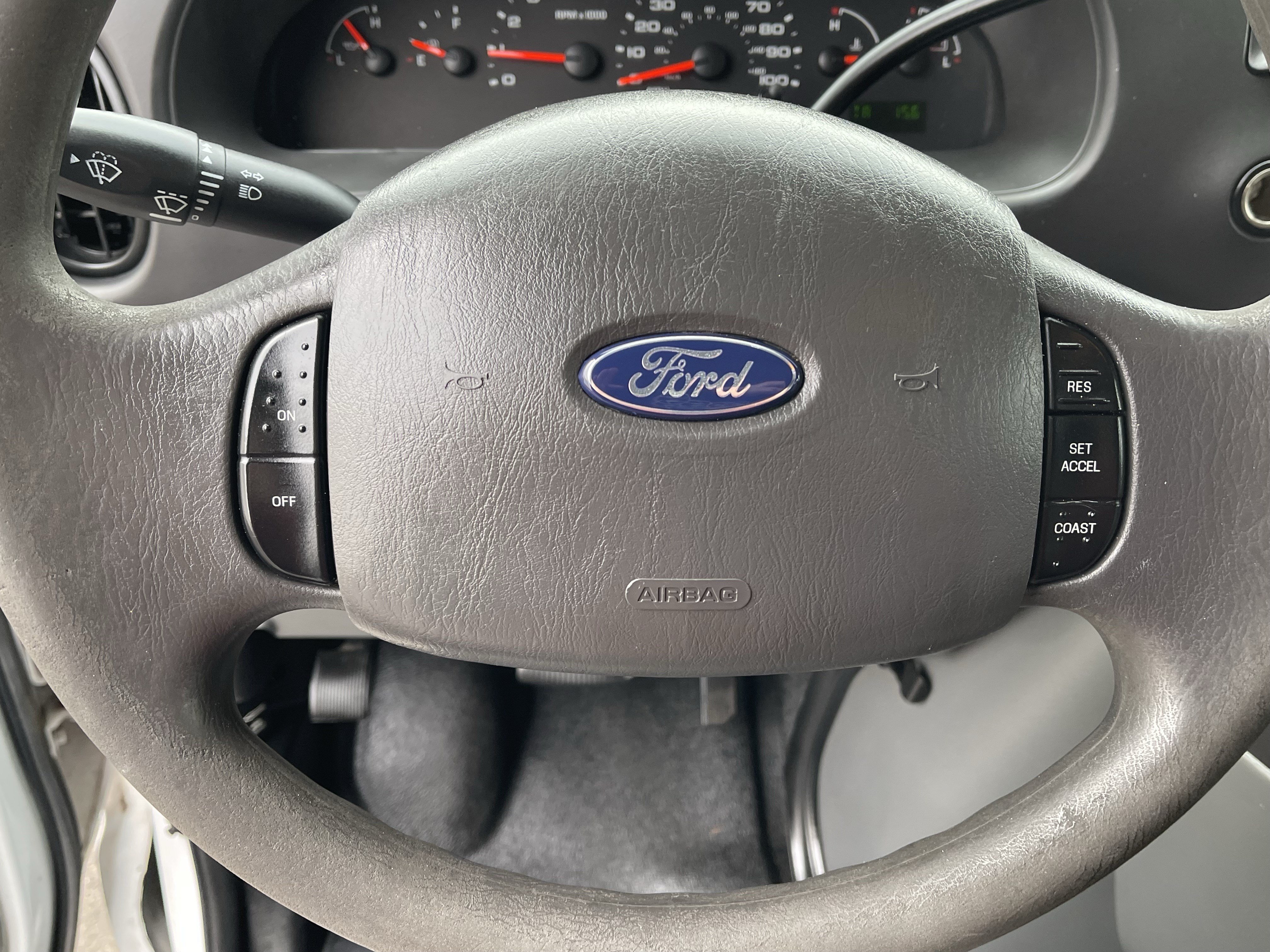 Used 2008 Ford E-250 and Econoline 250 RWD image 17