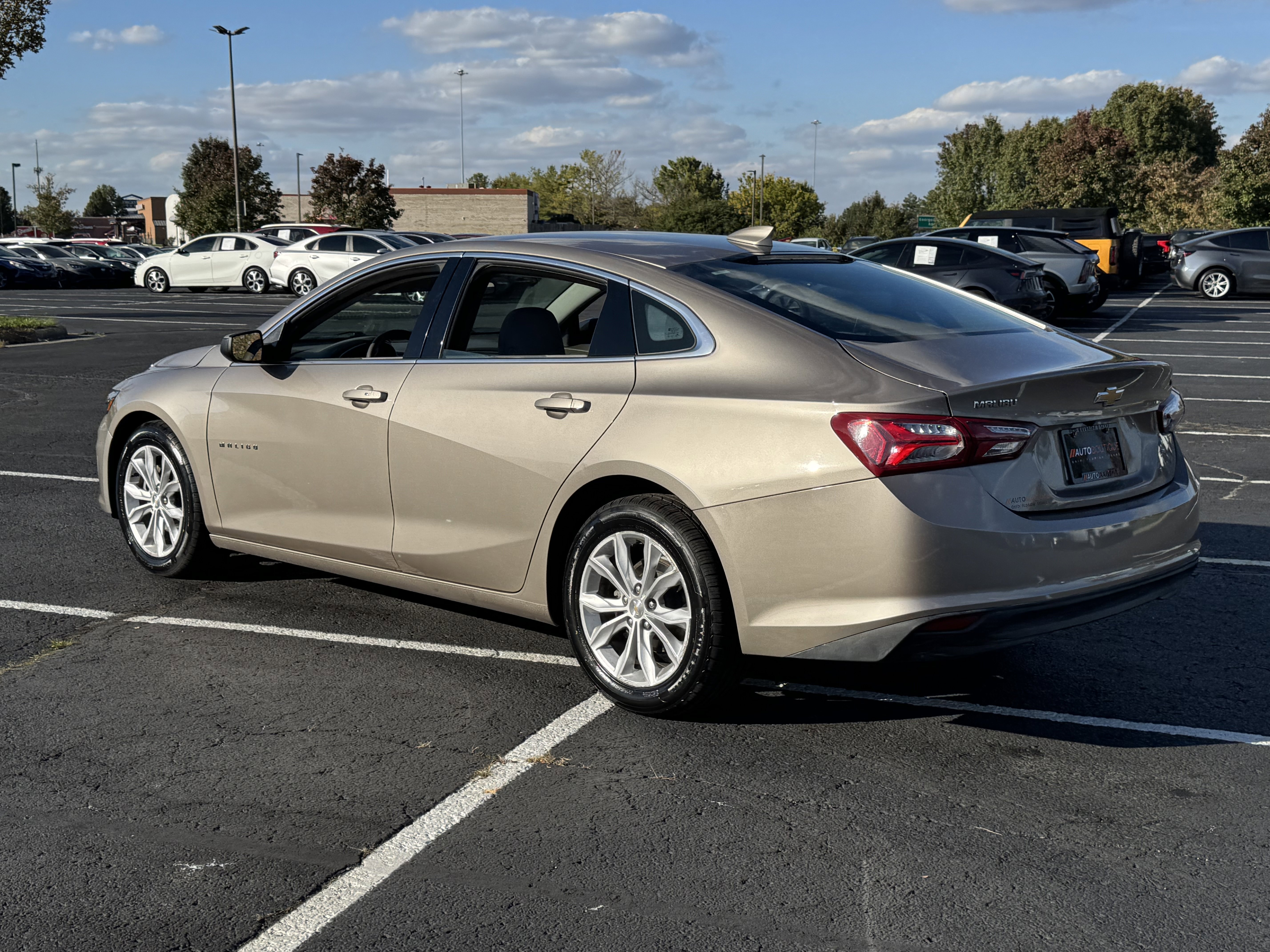 Used 2022 Chevrolet Malibu LT image 10
