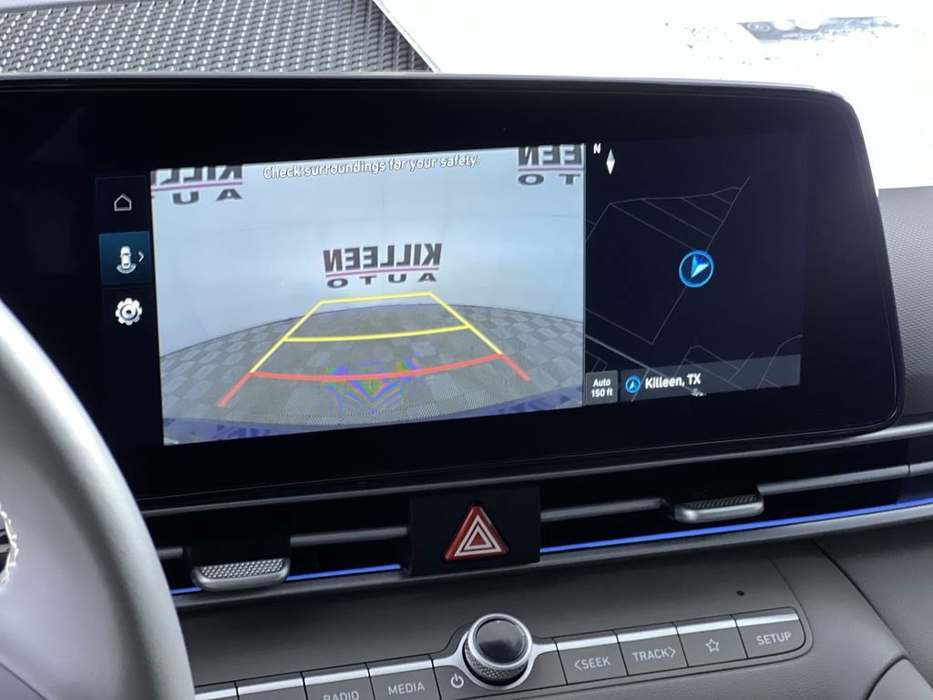 Used 2025 Hyundai Elantra SEL image 19