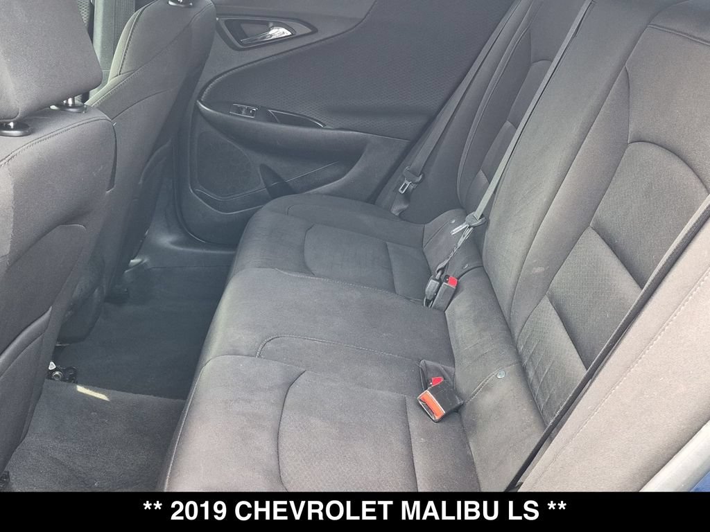 Used 2019 Chevrolet Malibu LS FWD image 3