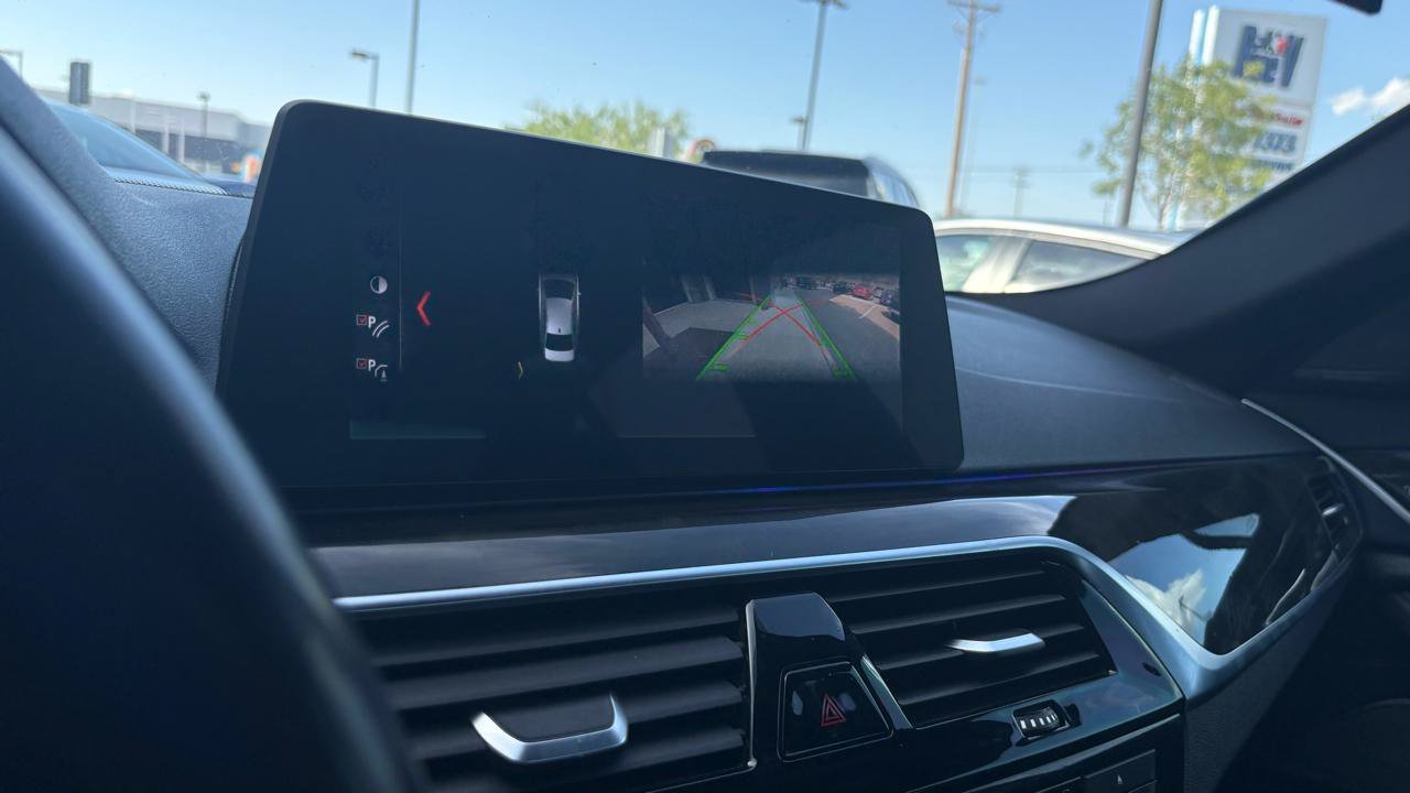 Used 2018 BMW 540i RWD image 23