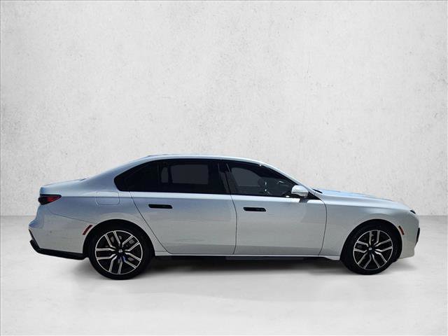 Certified 2024 BMW 760i xDrive w/ Executive Package AWD/4WD image 4
