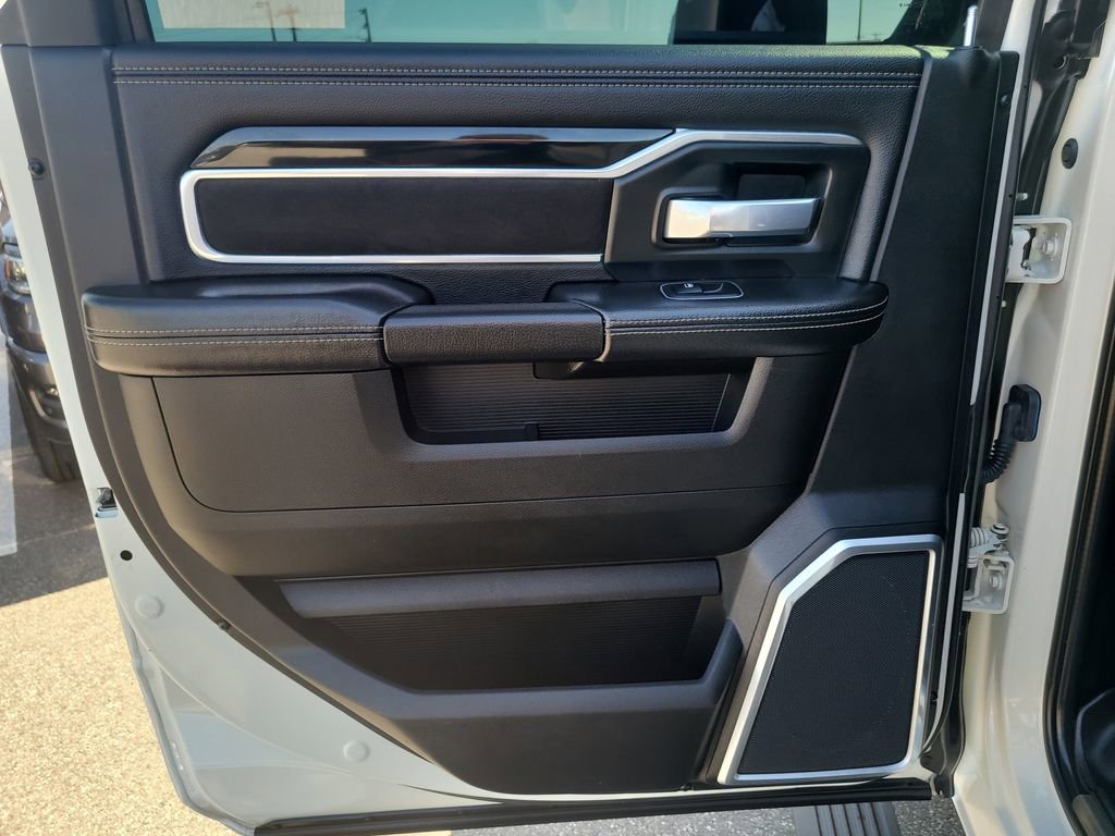 Used 2020 RAM 2500 Laramie image 10