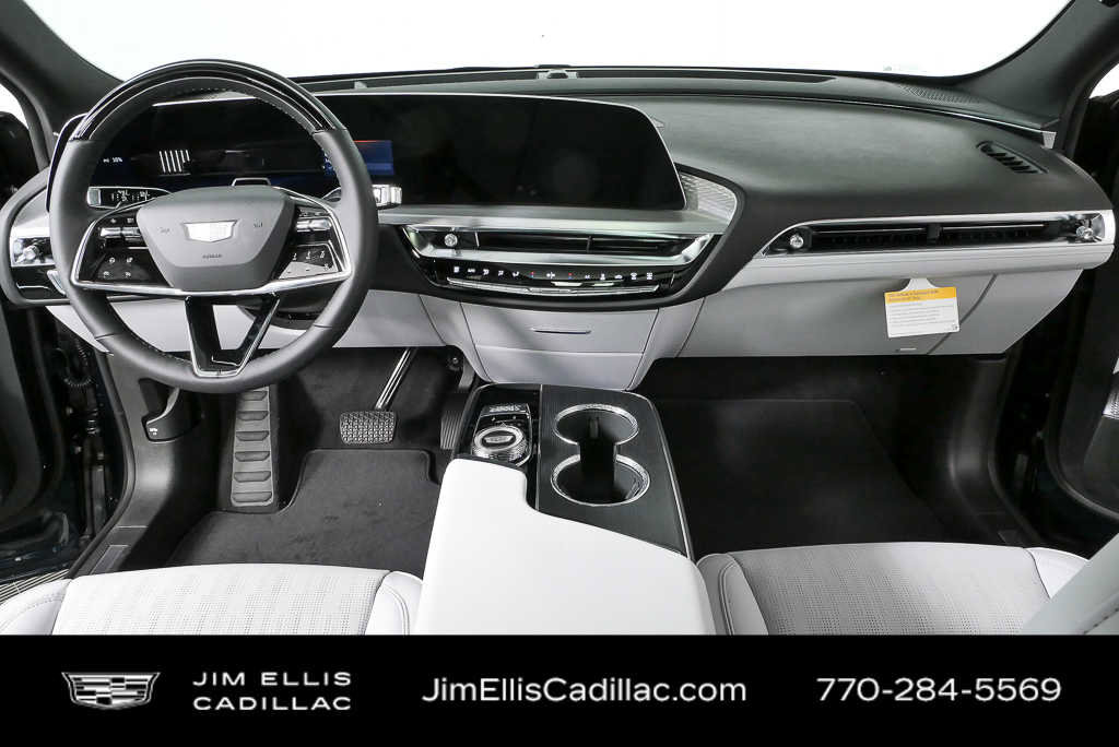 New 2026 Cadillac Lyriq Premium Luxury image 18