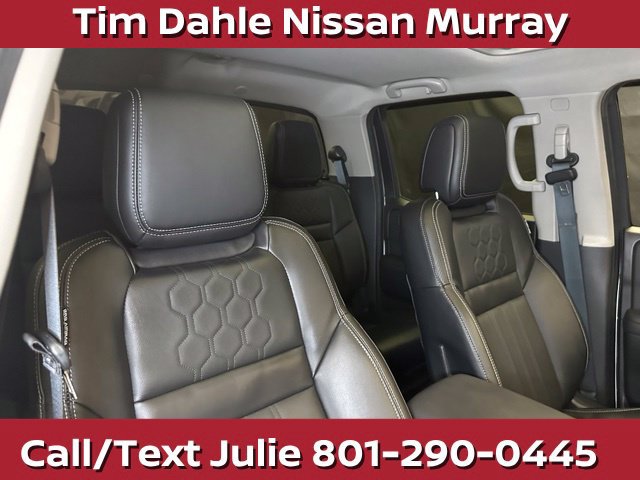 Used 2024 Nissan Frontier SL w/ Technology Package AWD/4WD image 16