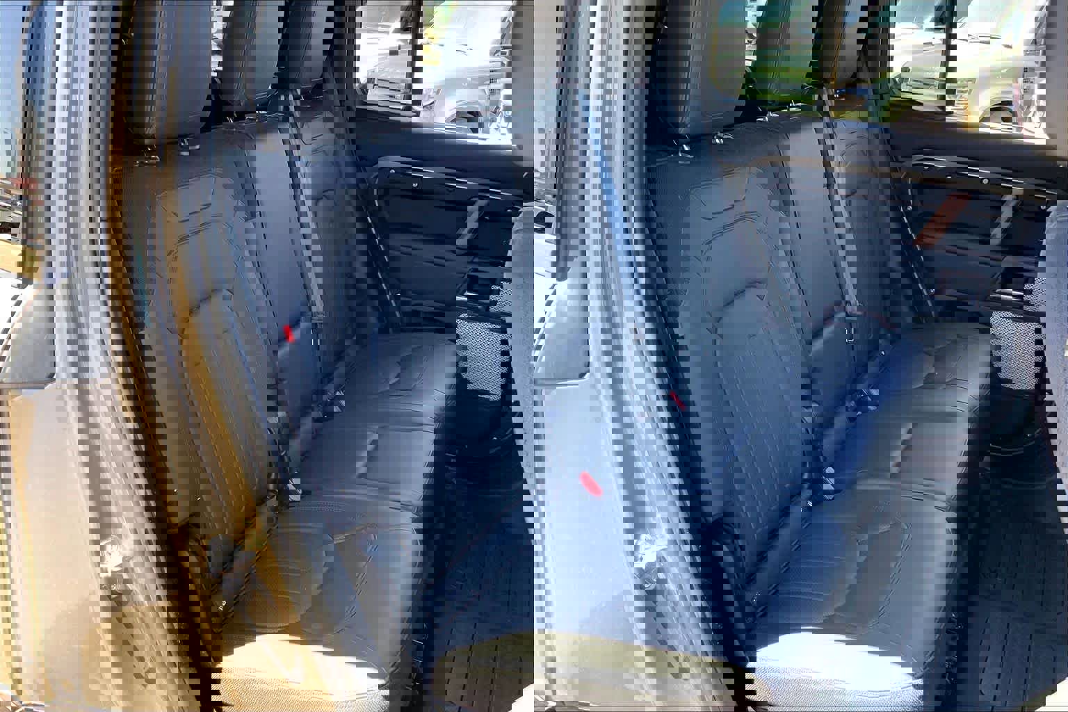 Certified 2023 Land Rover Defender 130 X AWD/4WD image 19