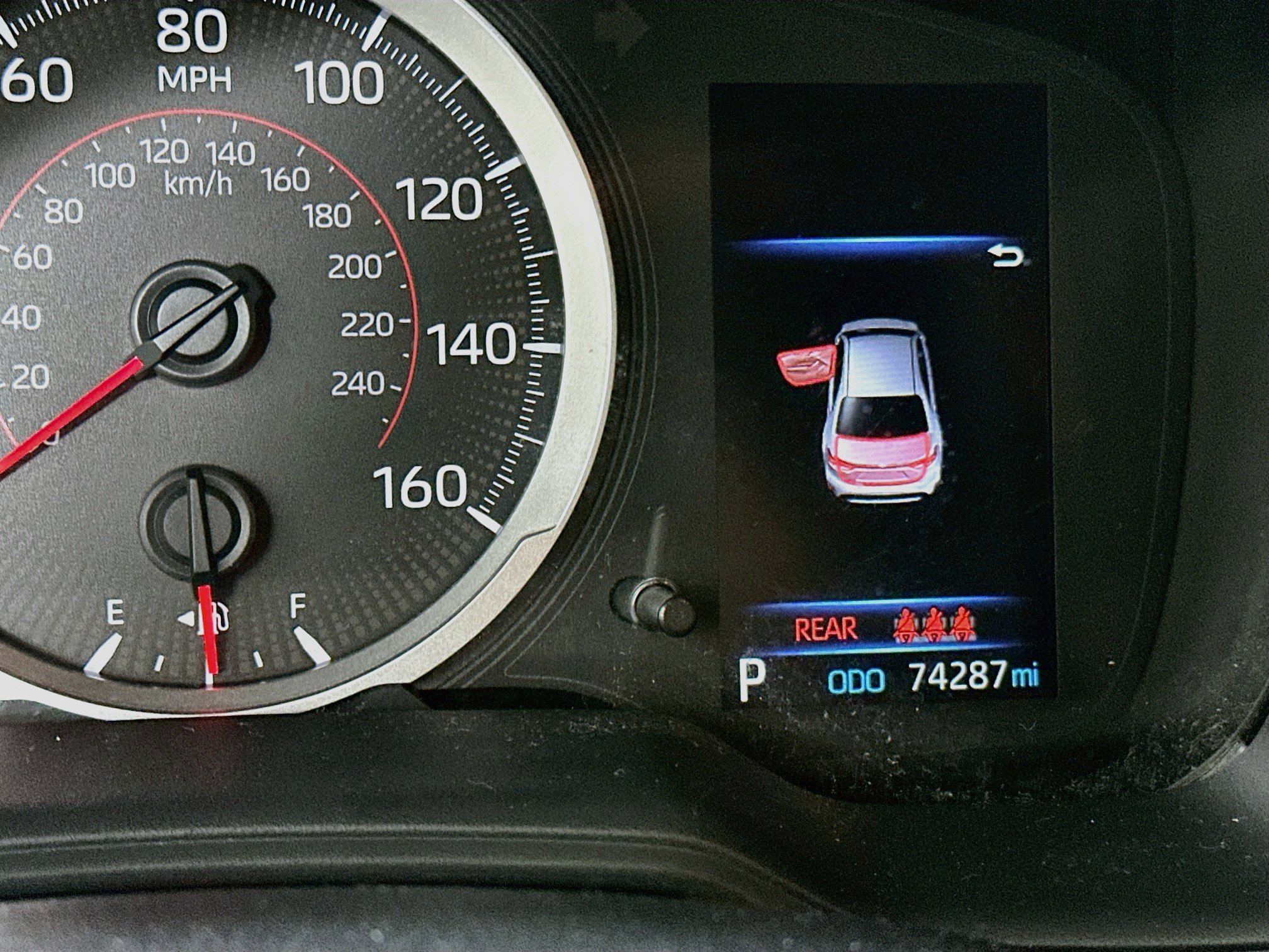 Used 2020 Toyota Corolla SE w/ SE Premium Package FWD image 19