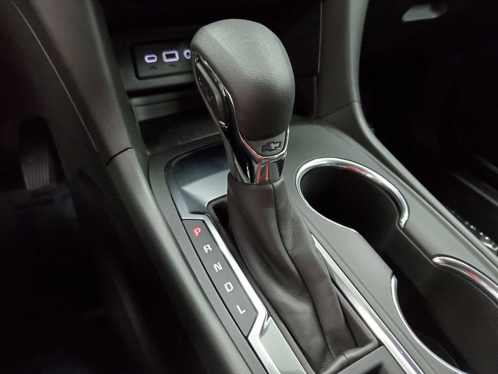 Used 2022 Chevrolet Equinox LT FWD image 19