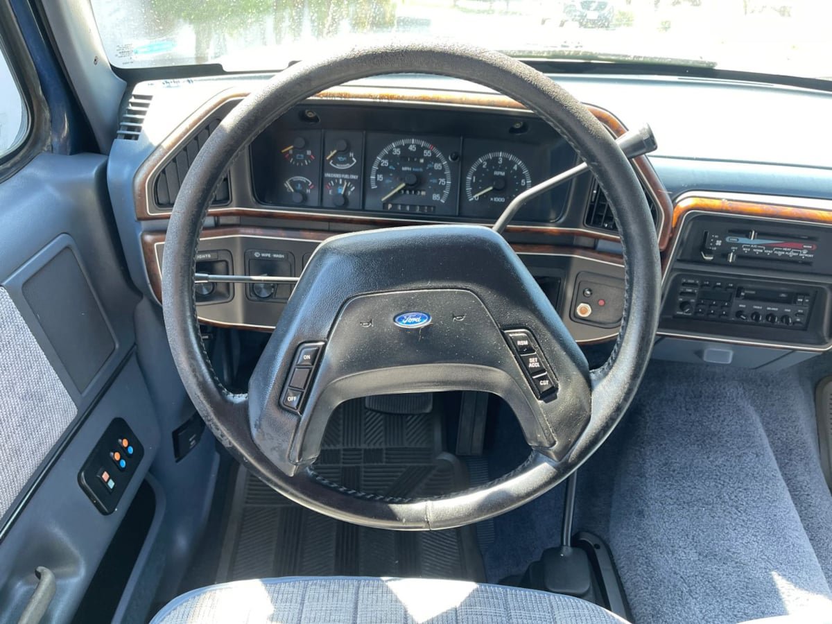 Used 1989 Ford Bronco AWD/4WD image 10