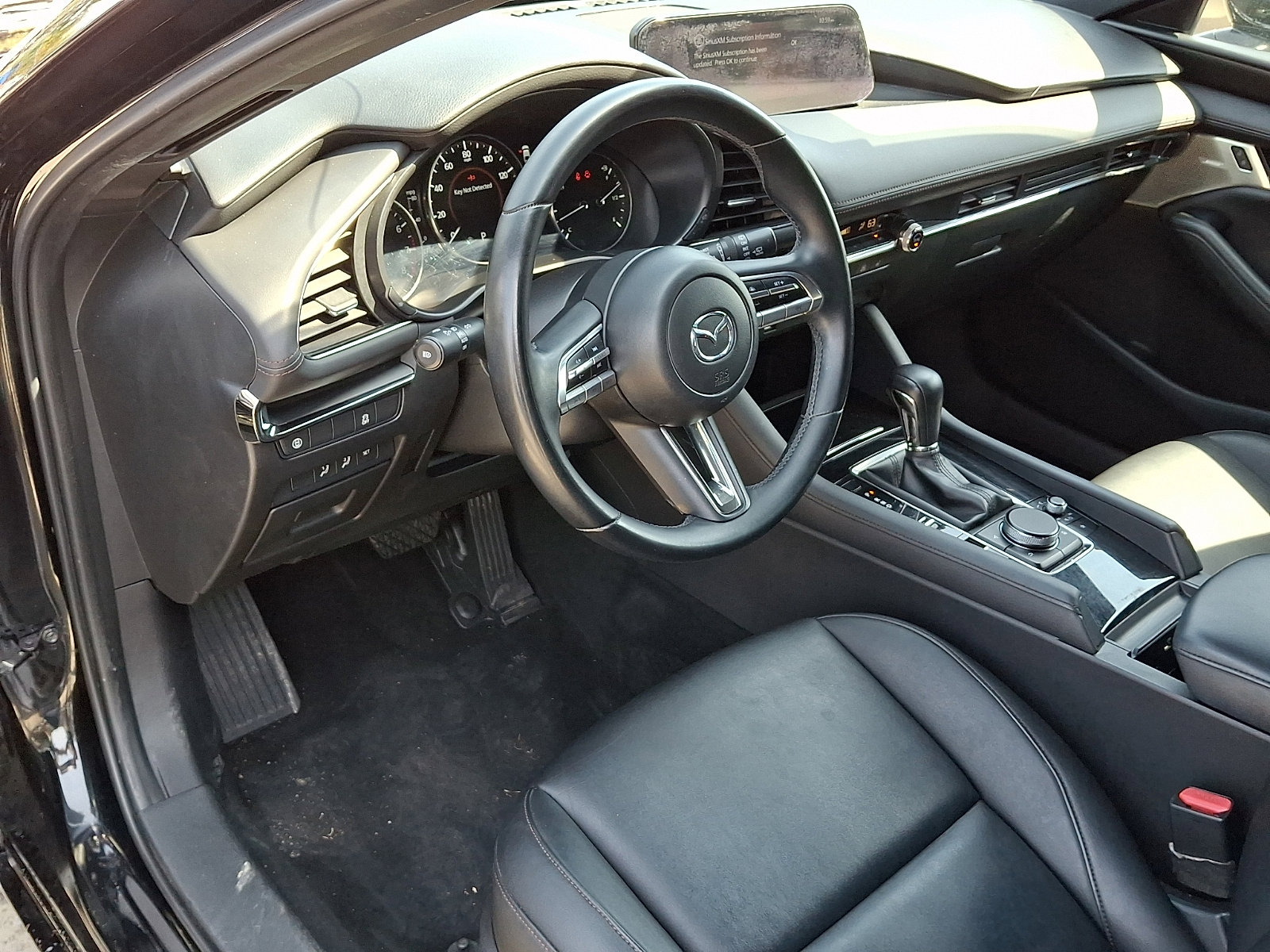 Used 2019 MAZDA MAZDA3 Hatchback w/ Preferred Package image 26