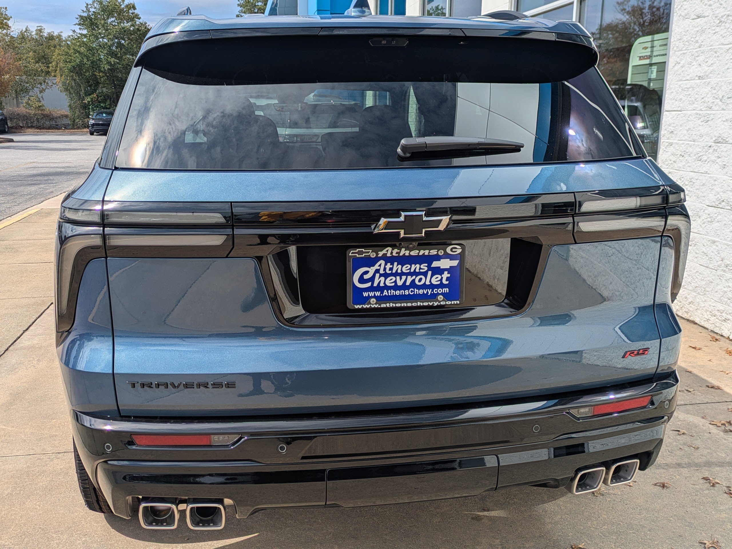 New 2026 Chevrolet Traverse RS image 4