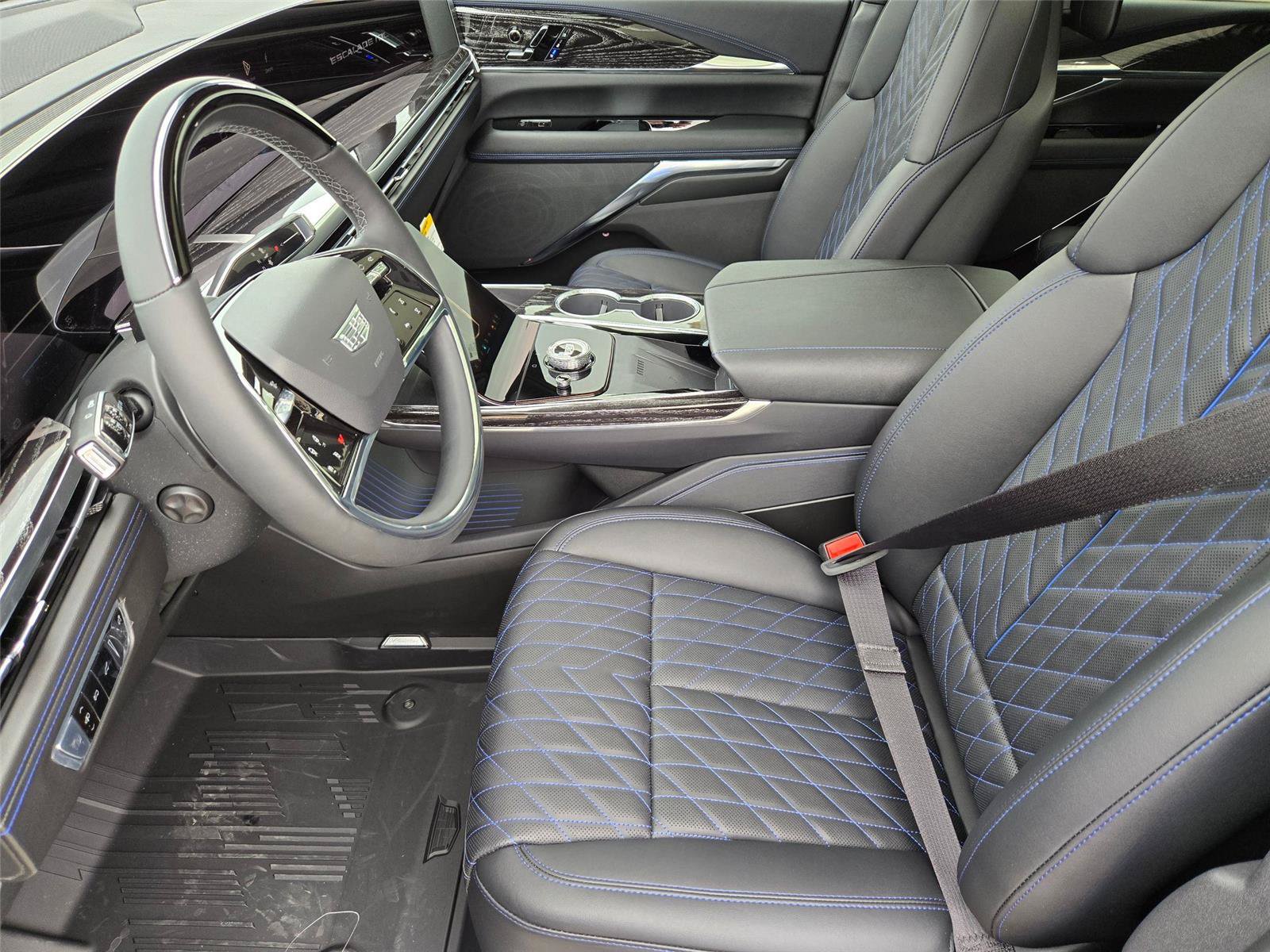 New 2026 Cadillac Escalade IQL Sport 1 w/ LPO, Floor Liner Package AWD/4WD image 11