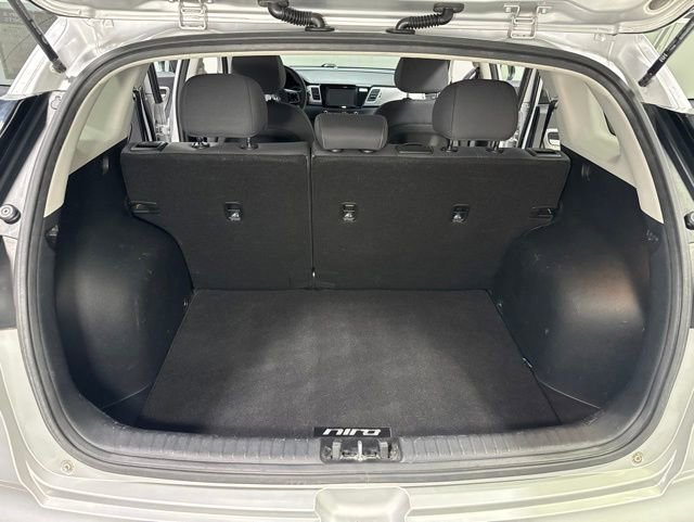 Used 2018 Kia Niro FE FWD image 25
