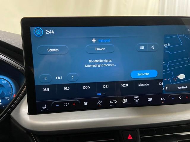 Used 2024 Ford Escape Platinum AWD/4WD image 39