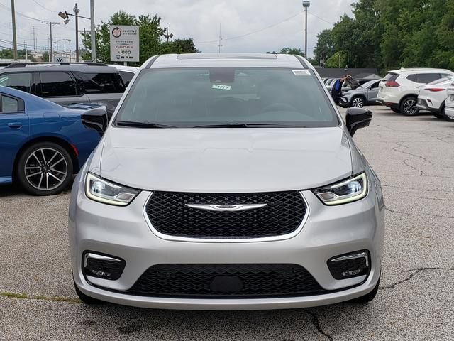 New 2026 Chrysler Pacifica Limited AWD/4WD image 5