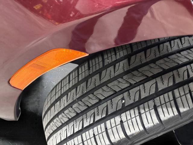 Used 2020 Chrysler Pacifica Touring-L image 9