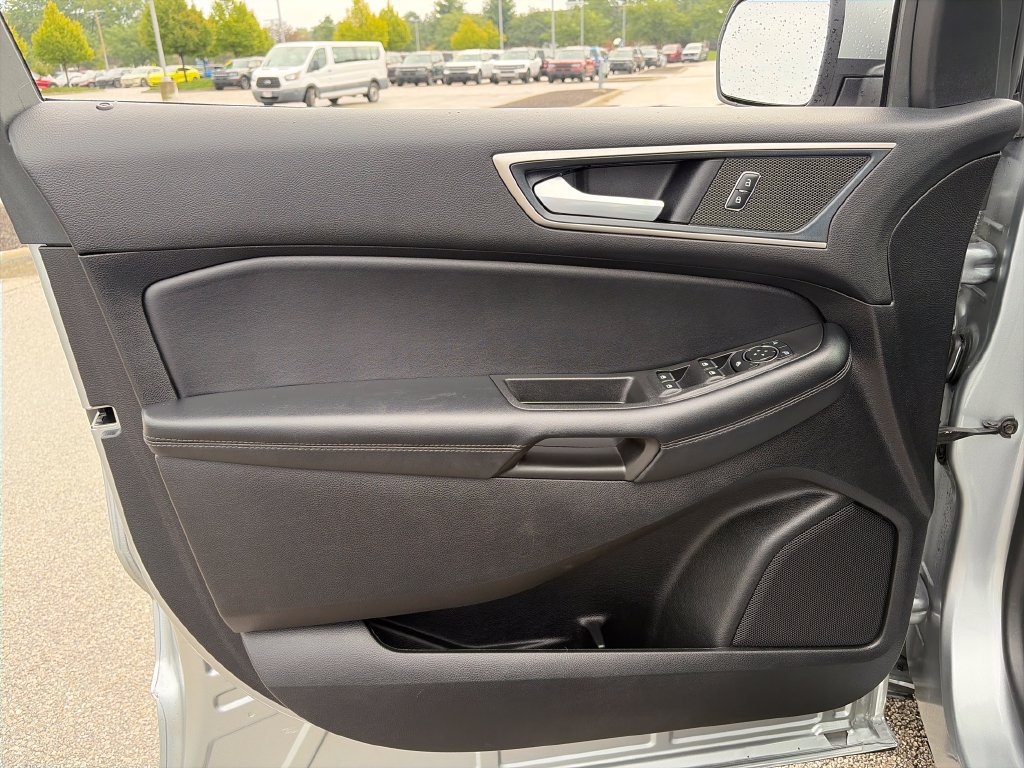 Used 2024 Ford Edge SEL w/ Convenience Package AWD/4WD image 13