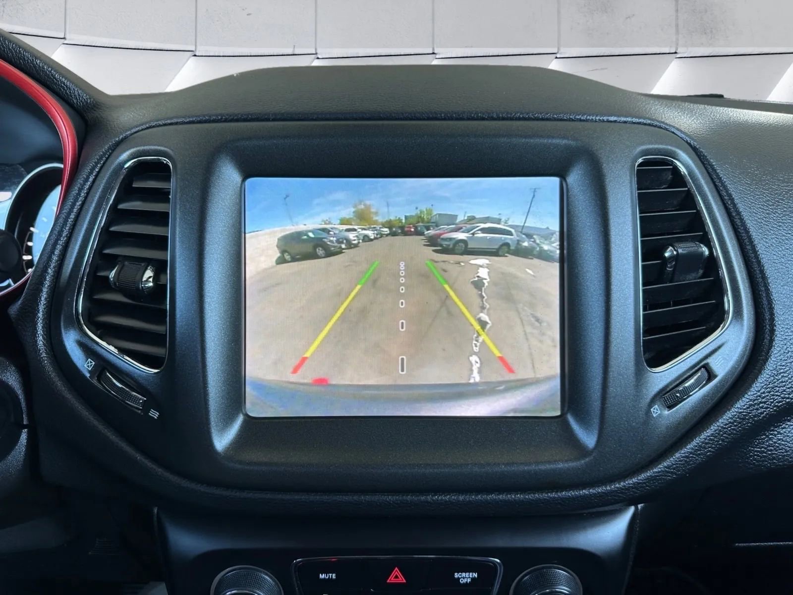 Used 2019 Jeep Compass Trailhawk w/ Leather Interior Group image 14